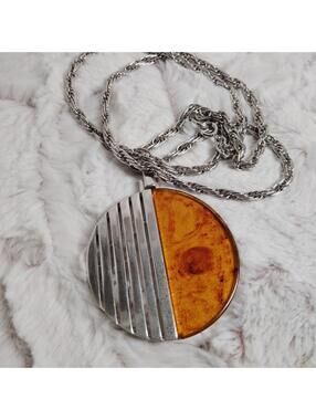 Rare 1970's Crown Trifari Silver Tone Tortoise Shell Lucite Long Necklace 30"